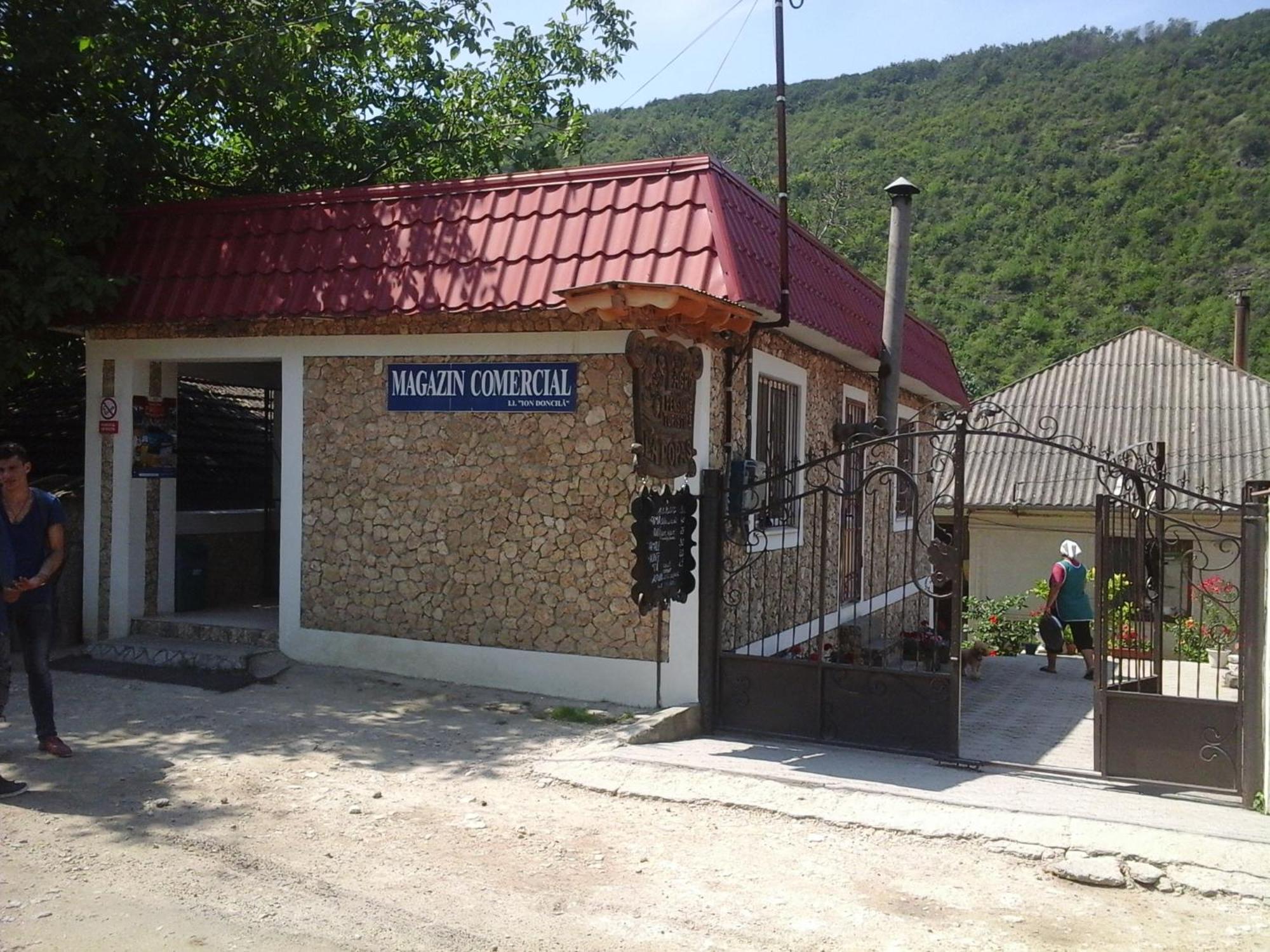 La Popas Hotel Orhei Exterior foto